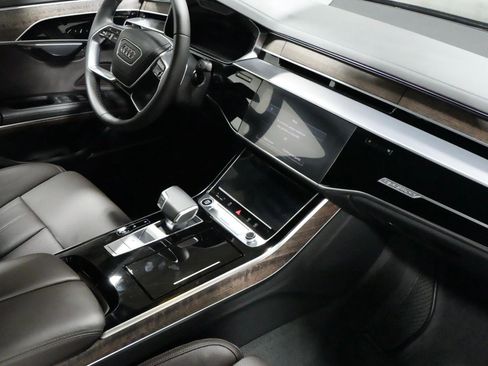 Used 2025 Audi A8 L 3.0T AWD/4WD image 6
