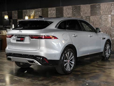 Used 2021 Jaguar F-PACE S image 9