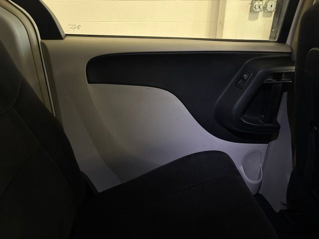 Used 2011 Dodge Grand Caravan Crew FWD image 32