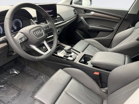 Used 2024 Audi Q5 e Premium image 10
