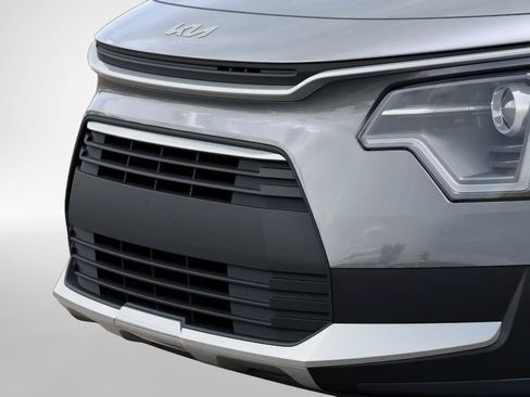 New 2026 Kia Niro LX FWD image 12