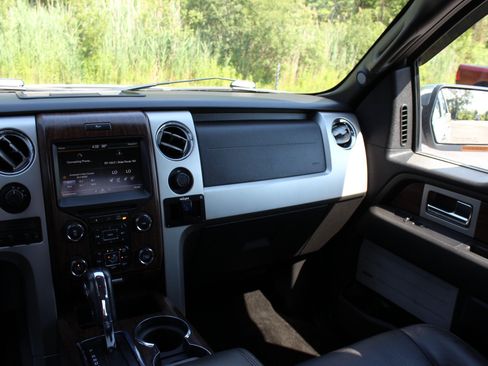 Used 2014 Ford F150 Lariat w/ Equipment Group 502A Luxury AWD/4WD image 23
