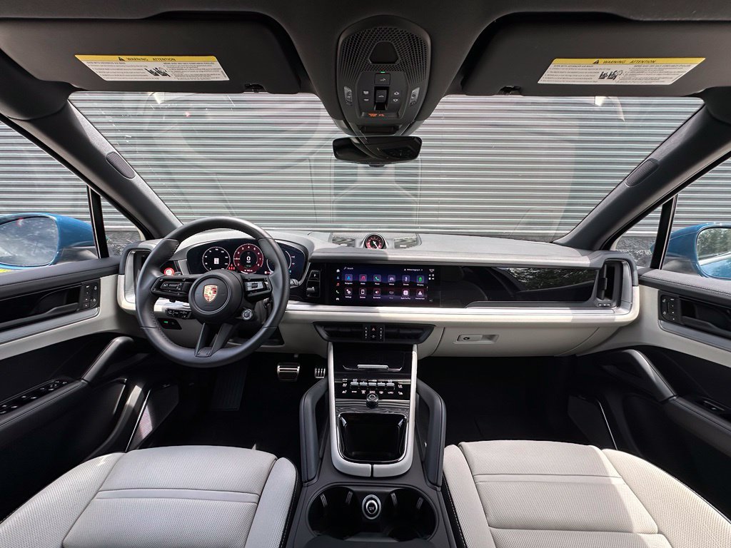 Certified 2026 Porsche Cayenne S AWD/4WD image 6