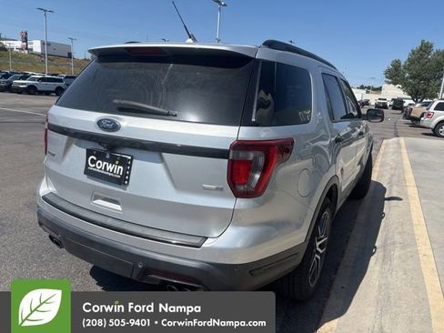 Used 2018 Ford Explorer Sport AWD/4WD image 5