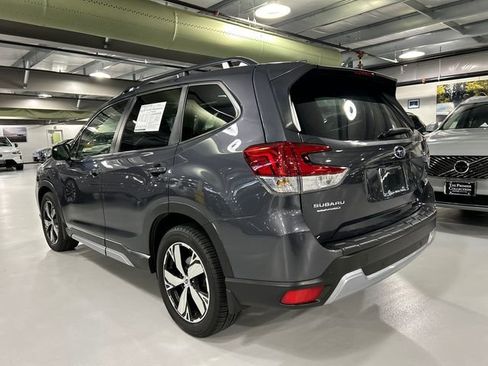 Used 2021 Subaru Forester Touring image 4