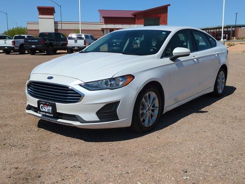 Used 2020 Ford Fusion SE FWD image 7