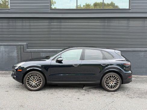 Certified 2023 Porsche Cayenne Platinum Edition AWD/4WD image 7