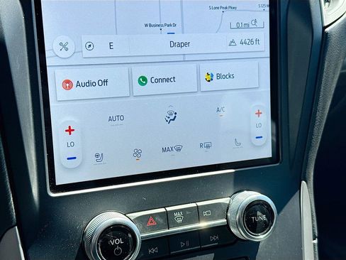 Used 2022 Ford Edge ST-Line image 16