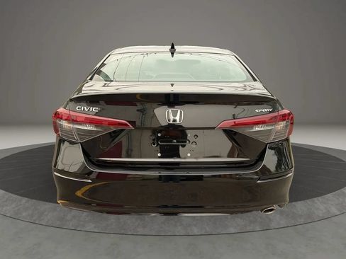 Used 2025 Honda Civic Sport image 6