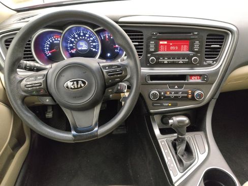Used 2015 Kia Optima LX FWD image 22