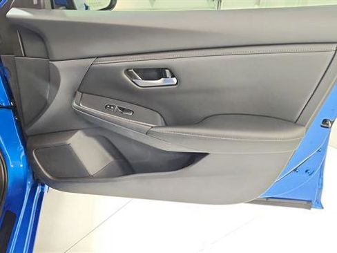 Used 2025 Nissan Sentra SV w/ Trunk Package image 28