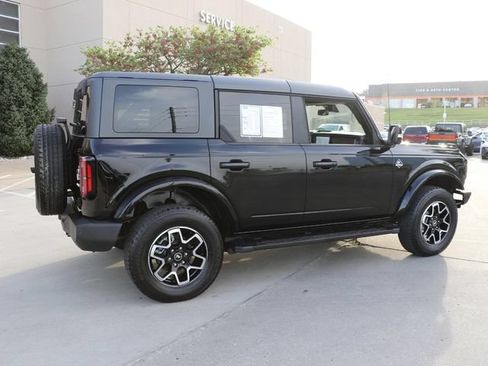 Used 2023 Ford Bronco Outer Banks AWD/4WD image 7