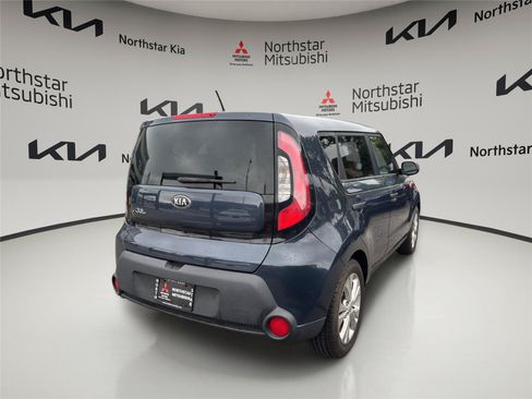Used 2015 Kia Soul + FWD image 11