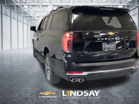 New 2026 Chevrolet Suburban High Country w/ Sun And Tow Package AWD/4WD image 8