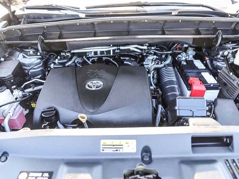 Certified 2022 Toyota Highlander Limited image 27