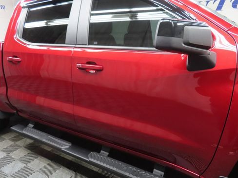 Used 2025 Chevrolet Silverado 1500 RST w/ Z71 Off-Road Package image 28