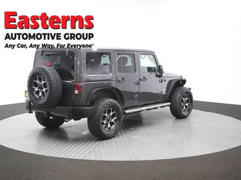 Used 2017 Jeep Wrangler Unlimited Sahara w/ Dual Top Group AWD/4WD image 41