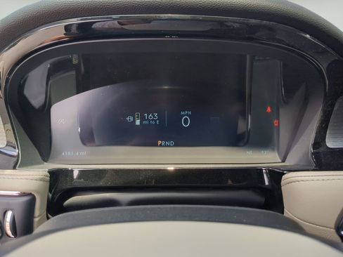 New 2026 Lincoln Corsair Premiere FWD image 14