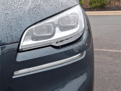 Certified 2024 Lincoln Aviator Reserve w/ Equipment Group 201A image 9