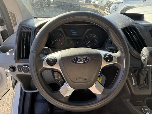 Used 2019 Ford Transit 150 130 Low Roof RWD image 9