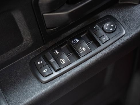 Used 2015 RAM 1500 Express image 42