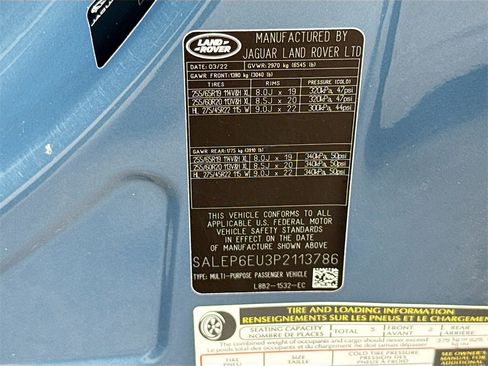 Used 2023 Land Rover Defender 90 SE image 35