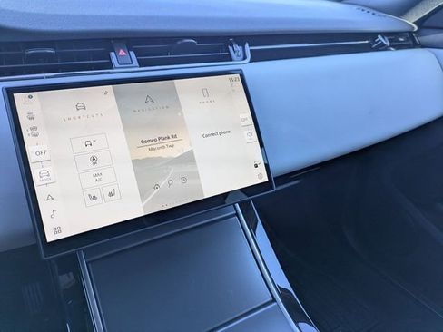 New 2026 Land Rover Range Rover Evoque S image 11