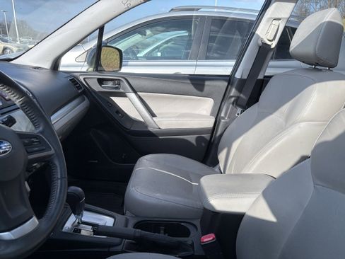 Used 2016 Subaru Forester 2.5i Limited w/ Popular Package #2 image 8