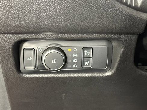 Used 2025 Ford Ranger Lariat w/ FX4 Off-Road Package image 19