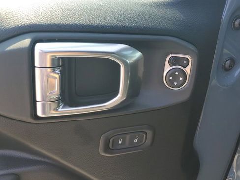 New 2025 Jeep Wrangler Sport S image 20