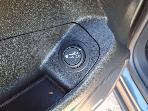 Used 2020 GMC Terrain SLT w/ Preferred Package image 23