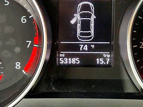 Used 2017 Volkswagen Jetta SE FWD image 15