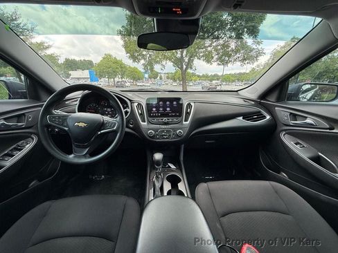 Used 2023 Chevrolet Malibu LS FWD image 18