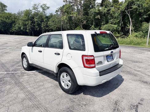 Used 2011 Ford Escape XLS w/ 101A Rapid Spec Order Code AWD/4WD image 7