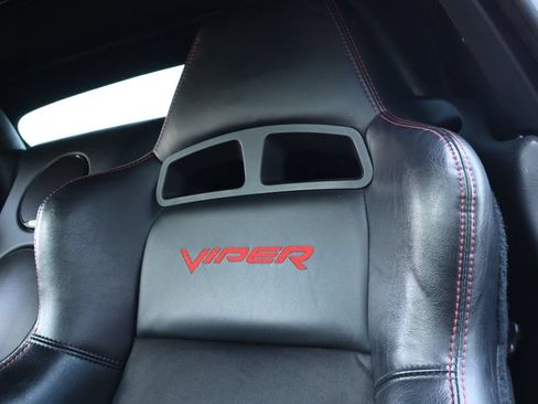 Used 2010 Dodge Viper SRT-10 w/ Protection Group RWD image 5