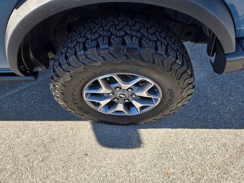 Used 2021 Ford Bronco Badlands image 13