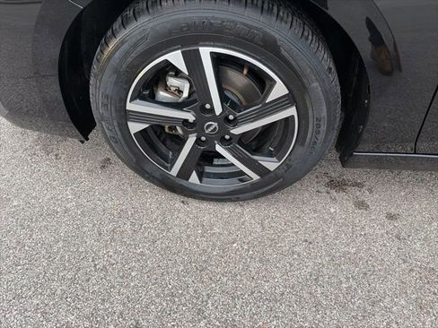 Used 2024 Nissan Sentra SV image 28