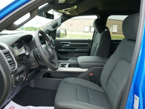 New 2026 RAM 1500 4x4 Crew Cab image 16