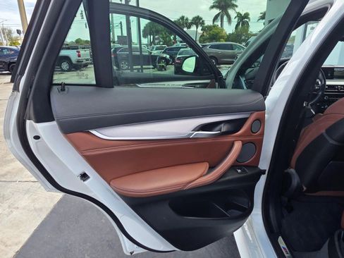 Used 2017 BMW X6 xDrive35i AWD/4WD image 36