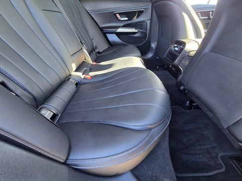 Used 2025 Mercedes-Benz E 350 E 350 image 14
