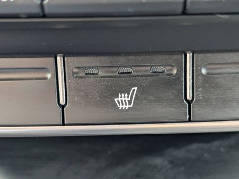 Used 2019 Kia Sorento SX FWD image 25