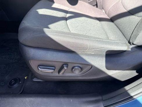 Used 2023 Toyota RAV4 AWD Hybrid image 11