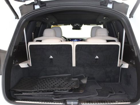 Used 2025 Mercedes-Benz GLS 450 4MATIC image 14