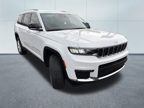 Used 2023 Jeep Grand Cherokee L Limited image 8