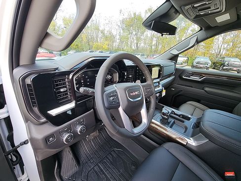 New 2026 GMC Sierra 1500 Elevation image 15