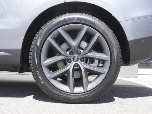 Used 2025 Land Rover Range Rover Sport SE AWD/4WD image 35