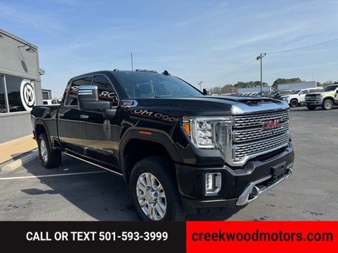 Used 2022 GMC Sierra 2500 Denali image 2