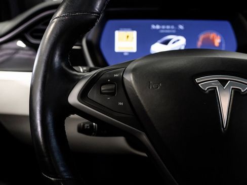 Used 2020 Tesla Model X Long Range image 21