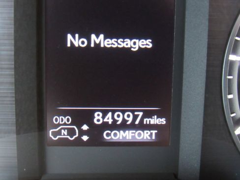 Used 2023 Lexus GX 460 Luxury w/ Accessory Package AWD/4WD image 26