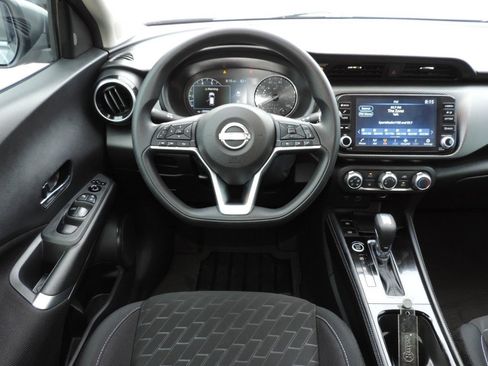 Used 2023 Nissan Kicks SV FWD image 21